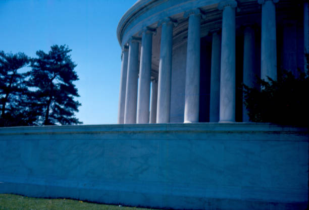 istock The Jefferson Memorial 2 967051452