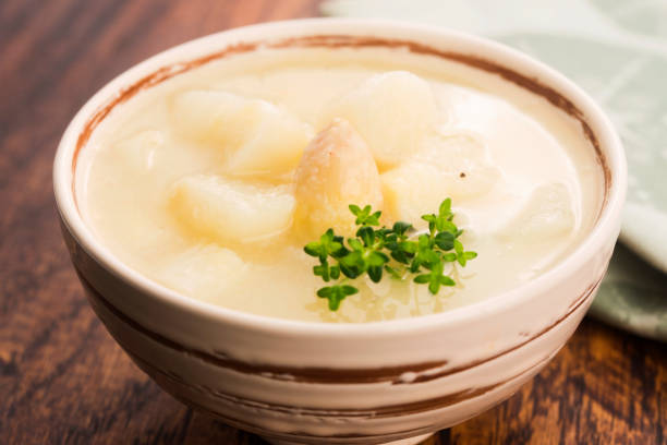 istock Fresh soup of white asparagus 967074274