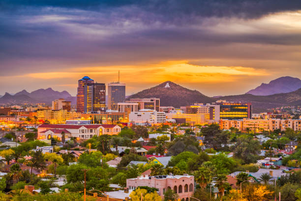 tucson, arizona, stany zjednoczone skyline - tucson zdjęcia i obrazy z banku zdjęć