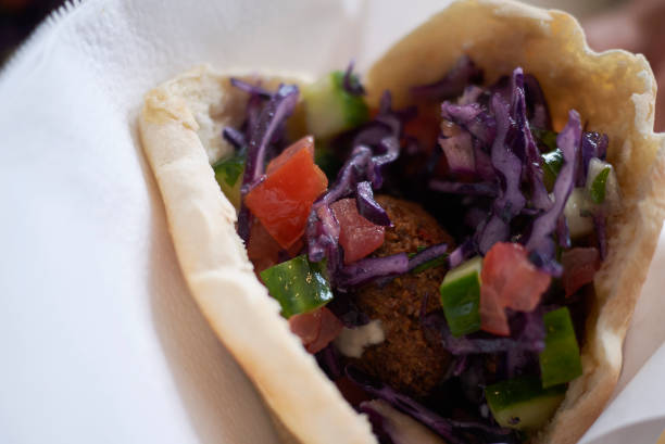 Pita with falafel