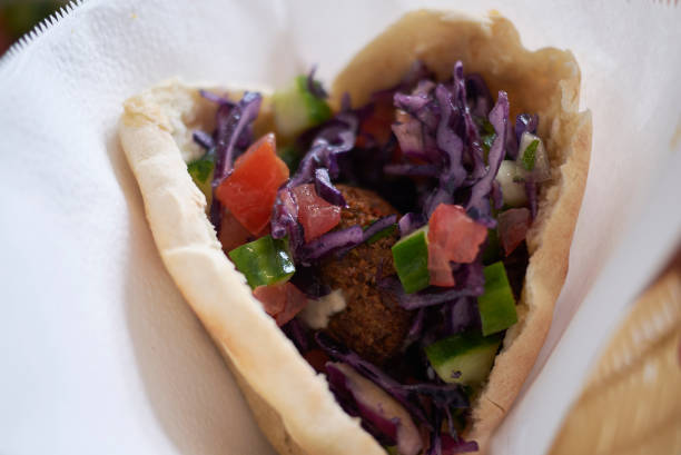 Pita with falafel