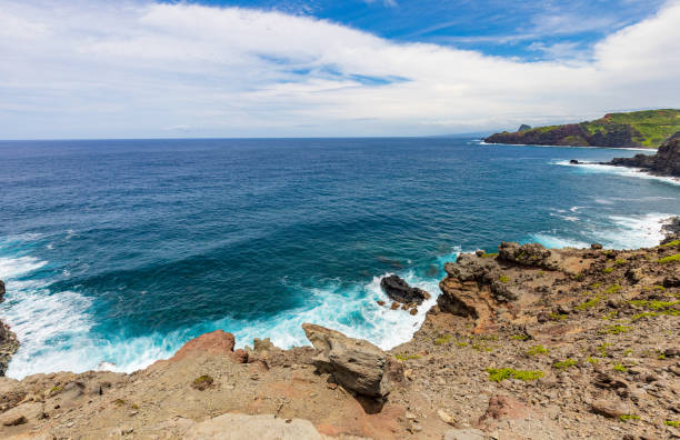 istock Scenic Maui Coast Landscape 967242508