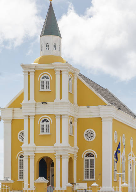 istock Yellow Church in Willemstad 967422854
