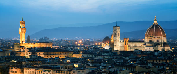 istock Florence Cathedral at Night in Florence - Italy 967449288