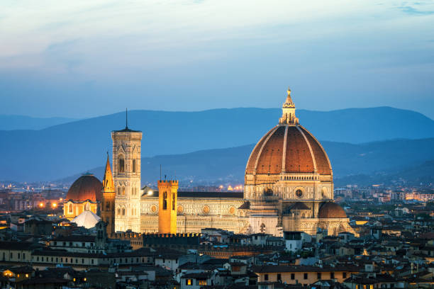 istock Florence Cathedral at Night in Florence - Italy 967449296
