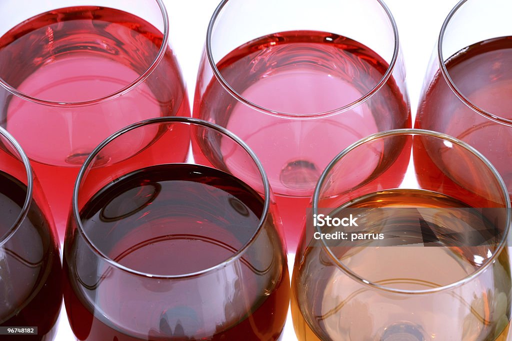 Taças com vinho tinto - Foto de stock de Vinho Rosé royalty-free