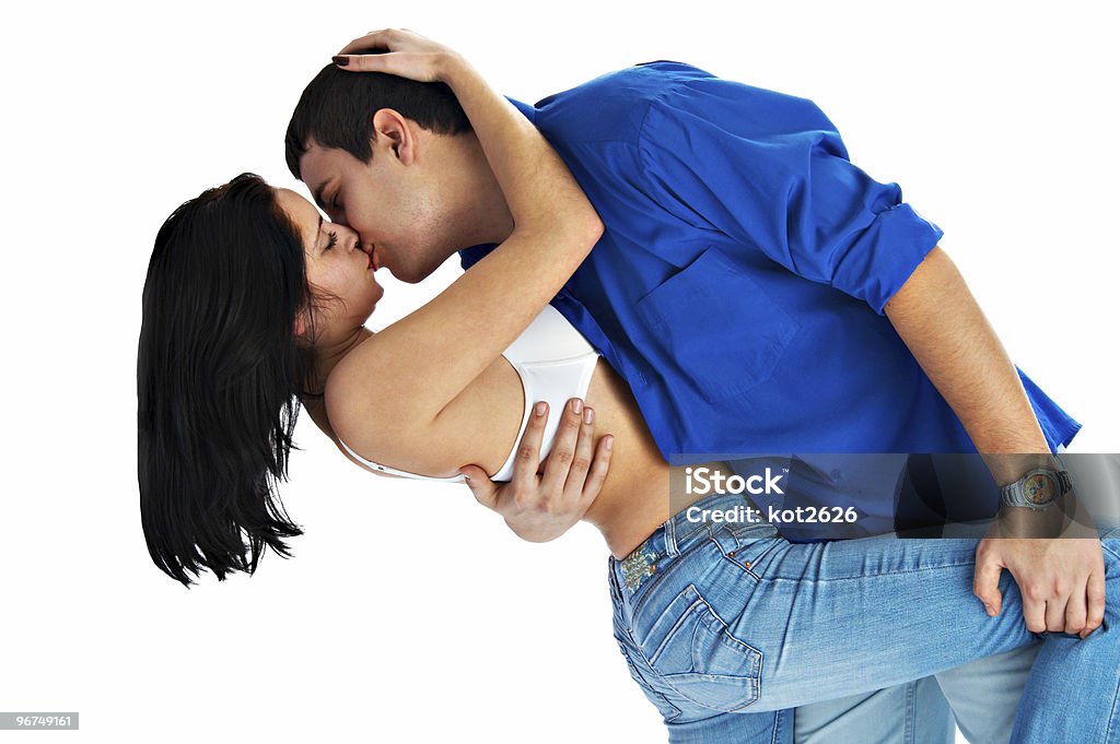 Bacio Coppia di innamorati - Foto stock royalty-free di Abbigliamento