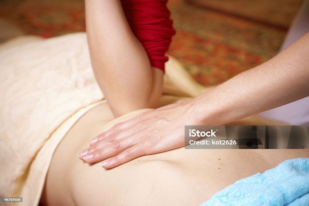 Massagem tailandesa - Foto de stock de Massagear royalty-free