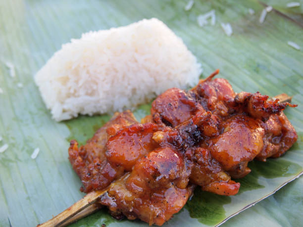 istock Skewer chicken pieces and sticky rice 967589526