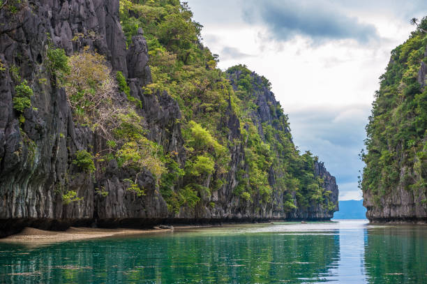 istock Scenic tropical island landscape, El Nido, Palawan, Philippines 967656086