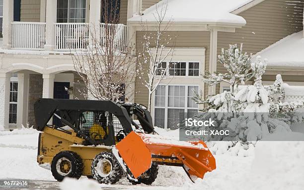雪ブルドーザー削除 - きれいにするのストックフォトや画像を多数ご用意 - きれいにする, オレンジ色, カラー画像