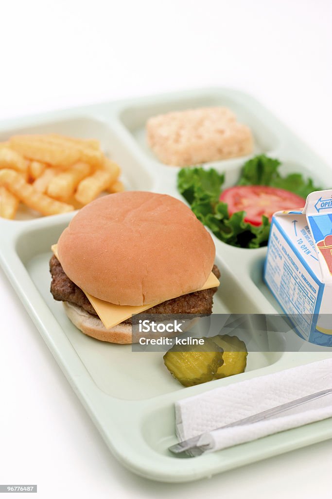 Comida escolar-hamburguesa con queso - Foto de stock de Comida escolar libre de derechos