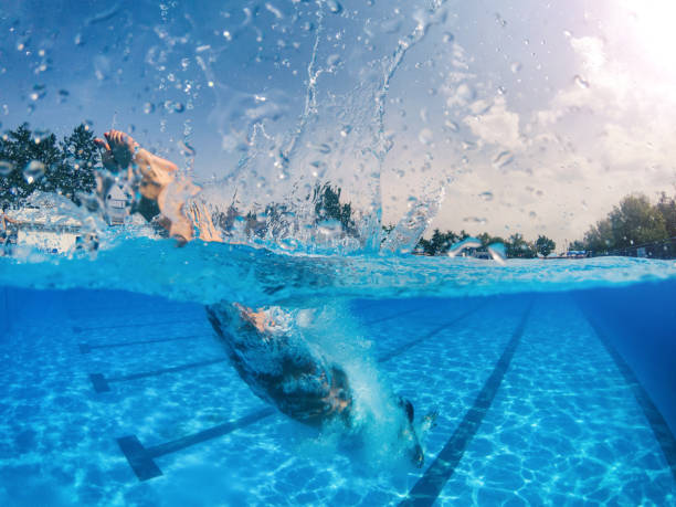 Jumping into the swimming pool