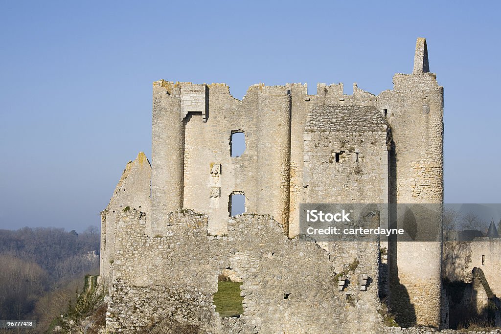 Ruines du château de Angles-sur-l'Anglin, France - Photo de Chauvigny libre de droits