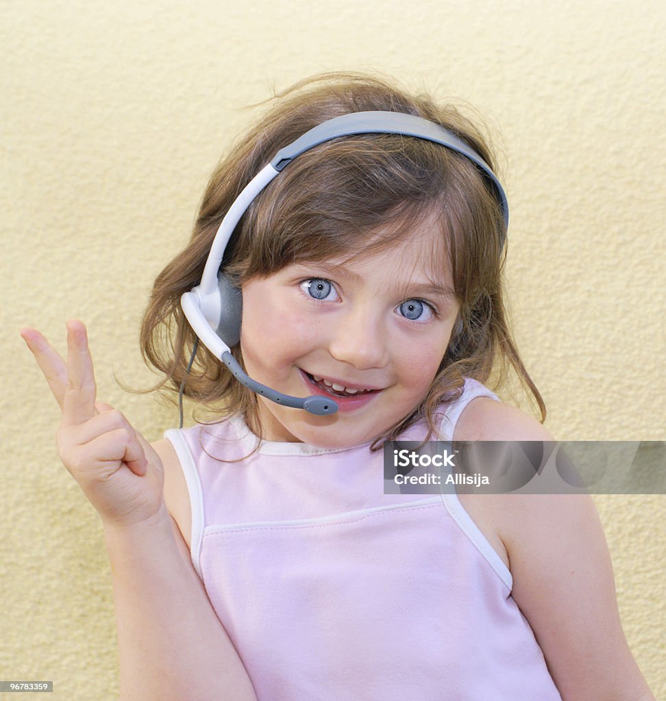 Junges Mädchen mit headset - Lizenzfrei Am Telefon Stock-Foto