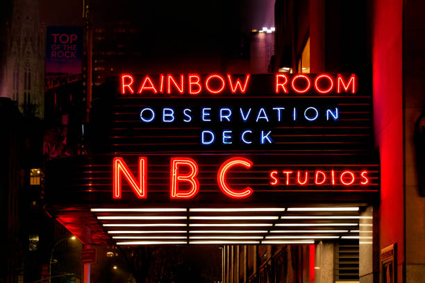 nbc studios neon at night in manhattan - nbc imagens e fotografias de stock