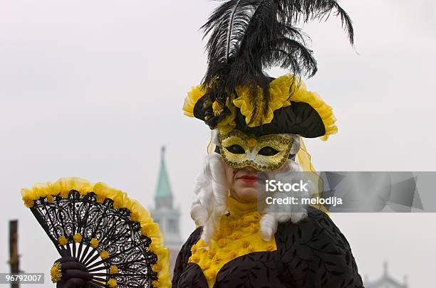 Photo libre de droit de Jaune Et Noir banque d'images et plus d'images libres de droit de Acteur - Acteur, Camouflage, Canal - Eau vive