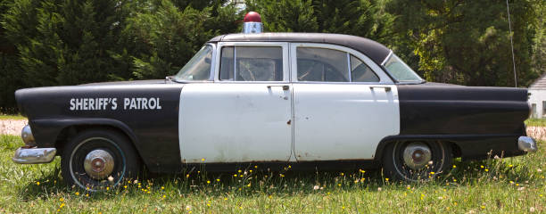 istock Antique Police Car Speed Deterrent 967998794
