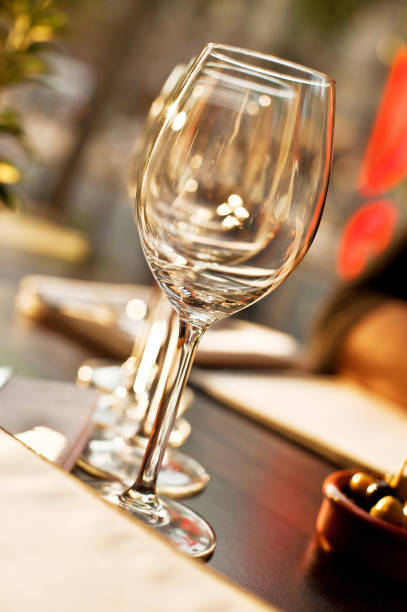 istock Dinner Table With Wine Glasses In Parisian Restaurant 968003126