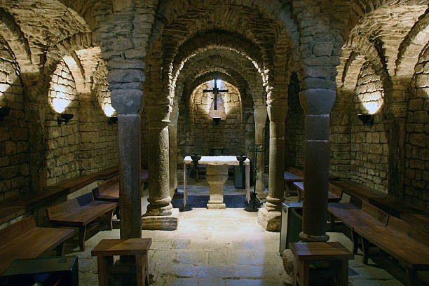 istock Interior Romanesque church, Lleida. Spain 96804081