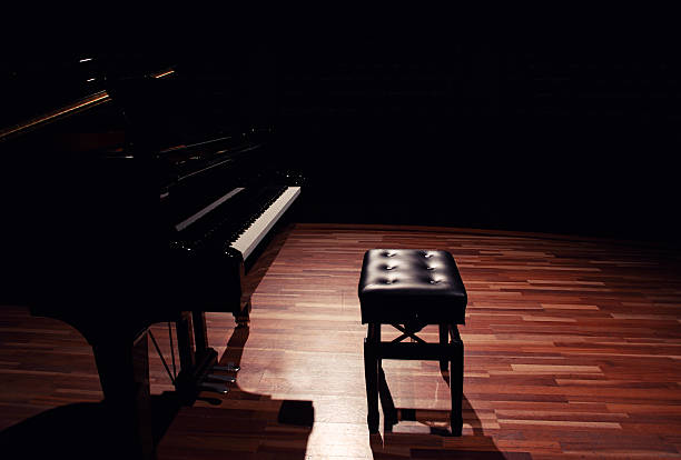 plan file_thumbview_approve.php?size=1&id=9739477 grand piano stock pictures, royalty-free photos & images