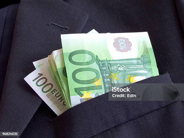 Bollette Di Euro 100 Note - Fotografie stock e altre immagini di Bustarella - Bustarella, Germania, Spagna