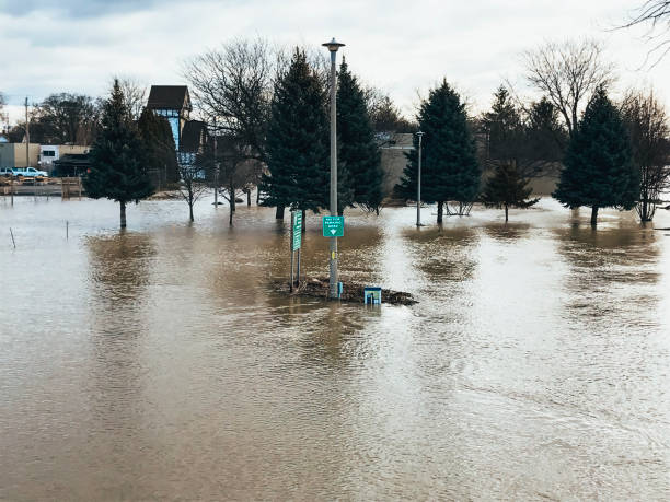 istock Spring Flood In Chatham Ontario Canada 2018 968379914