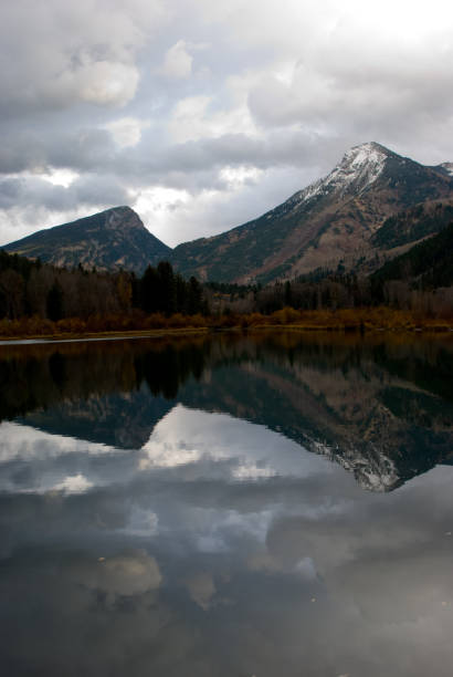 Colorado mountain mirror lake Portrait orientation. mirror lake stock pictures, royalty-free photos & images