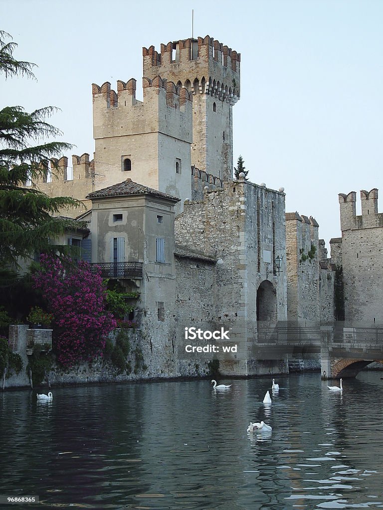 Sirmione castle - Lizenzfrei Brücke Stock-Foto