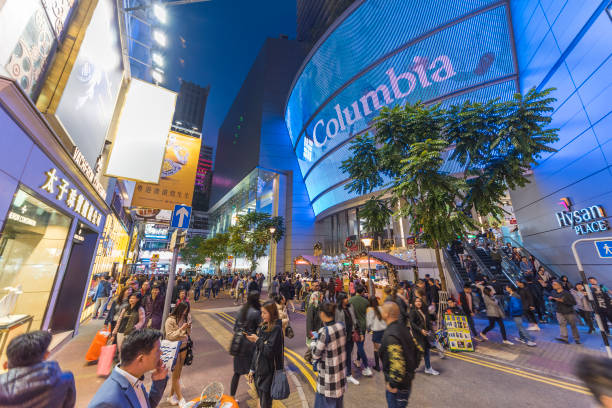paisagem urbana de hong kong - hong shopping night skyline - fotografias e filmes do acervo