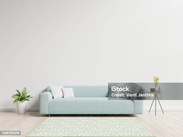 Wohnzimmer Mit Sofa Haben Kissen Stockfoto und mehr Bilder von Sofa - Sofa, Wohnzimmer, Vorderansicht