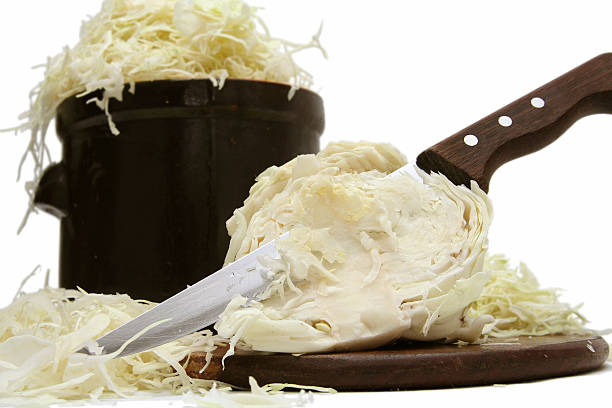 przygotowanie sauerkraft - sauerkraut cabbage desire hungry zdjęcia i obrazy z banku zdjęć