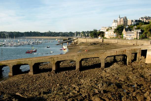 istock Hold of the pier in Dinard 968812558