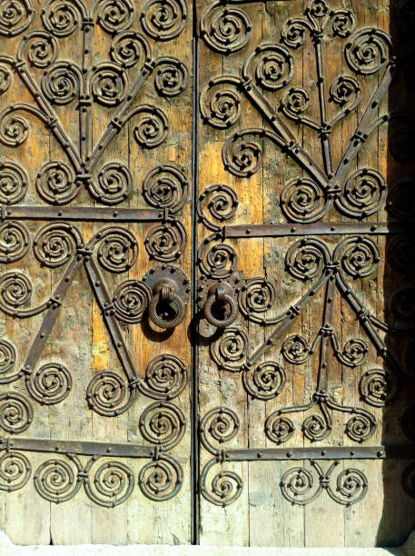 istock Wood brown door 968813086