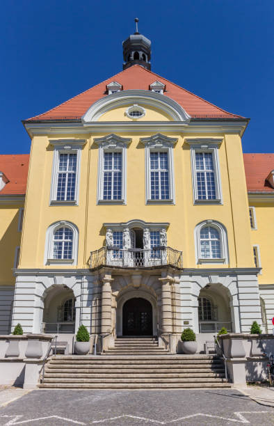 steps and entrance of the town hall in herford, germany - herford imagens e fotografias de stock