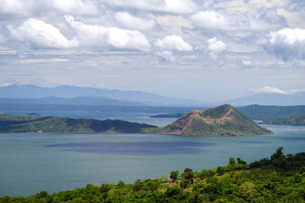 istock Beautiful landscape at Tagaytay 968885744