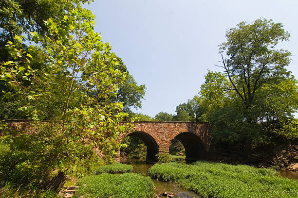 каменный мост в поля сражений, манассас - manassas war famous place park стоковые фото и изображения