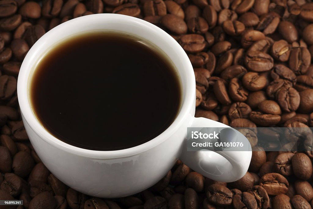 Tasse à café en grains - Photo de Aliment rôti libre de droits