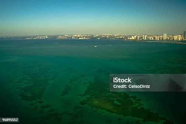 Oceano Atlantico - Fotografie stock e altre immagini di Elicottero - Elicottero, Miami, Aeroplano