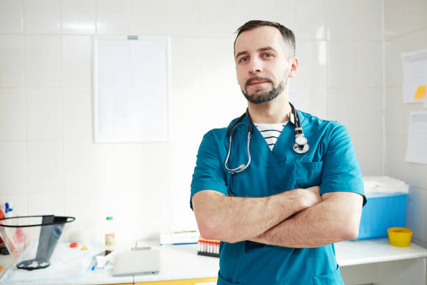 istock Veterinarian in clinics 968955580