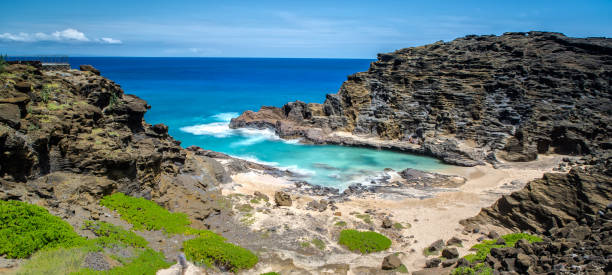 istock Cockroach Cove on Oahu, Hawaii 968960842