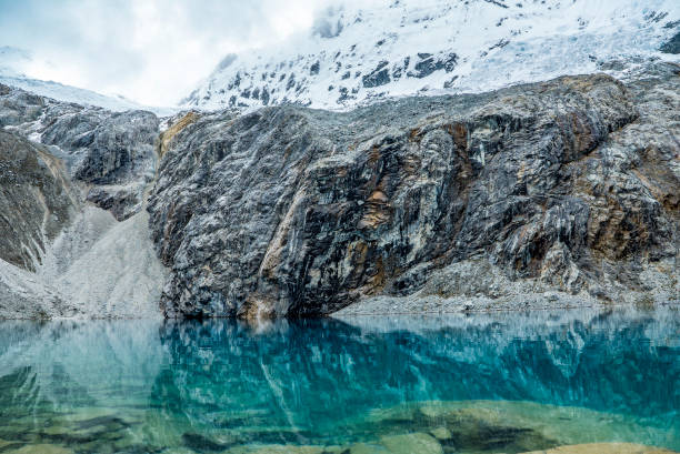 istock Huaraz Santa Cruz Treking 968973814