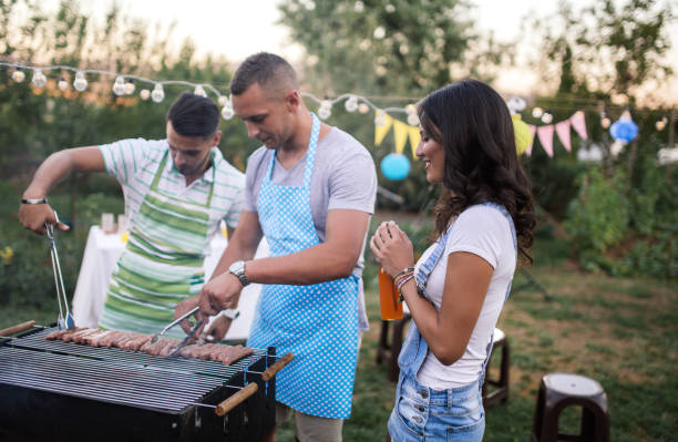 istock Outdoor party 969039382