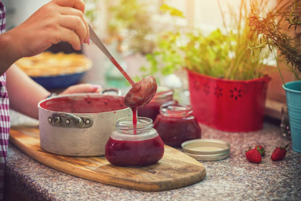 istock Preparing Homemade Strawberry Jam 969052128