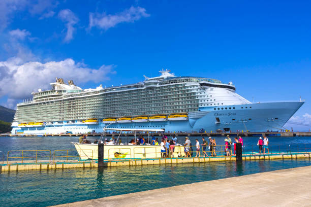 Royal Caribbean, Oasis of the Seas docked in Labadee, Haiti on May 1 2018 LABADEE, HAITI - MAY 01, 2018: Royal Caribbean, Oasis of the Seas docked in Labadee, Haiti on May 1 2018. The second largest passenger ship ever constructed behind sister ship Allure of the Seas. citadel haiti photos stock pictures, royalty-free photos & images