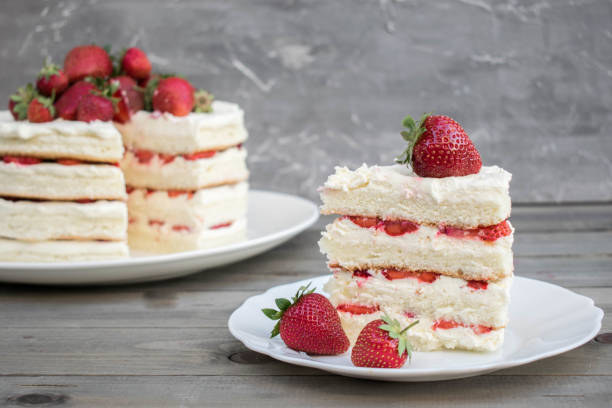 istock naked fruit cake homemade rustic wedding colorful red 969129856