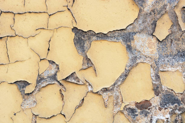 fragment der alten mauer. - peeling paint abandoned old stock-fotos und bilder