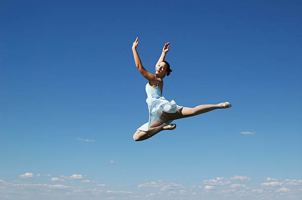 Salto ballerina - foto de stock