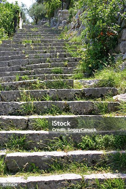 Curado Pasos Foto de stock y más banco de imágenes de Aire libre - Aire libre, Color - Tipo de imagen, Desgastado por el tiempo