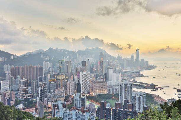 istock Island cityscape at sunset from Braemar Hill 969428882